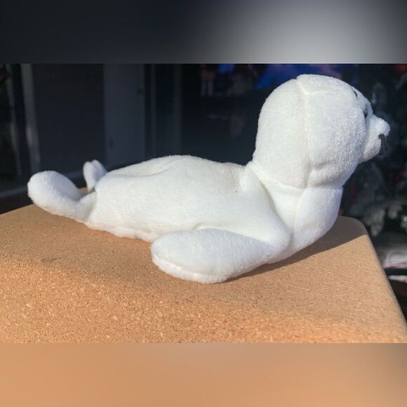 TY Beanie Baby “Seamore” the White Seal! (7 inch) - Picture 3 of 4